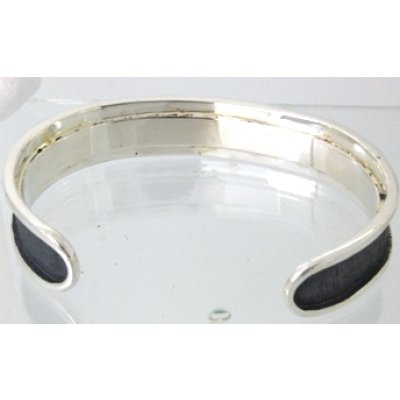 画像8: シルバーバングルの亀裂補強修理