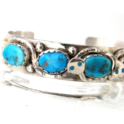 画像4: シルバーターコイズバングル(ブレスレット)の紛失したターコイズ1個の石合わせ及び石留め