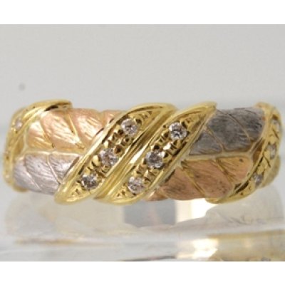 画像7: K18、Pt900スリーカラーダイヤ入りファッションリングクリーニング