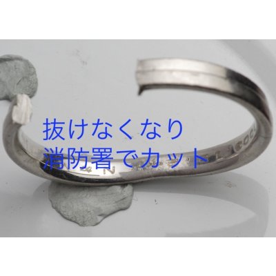 画像4: 消防署で切断した指輪の修復