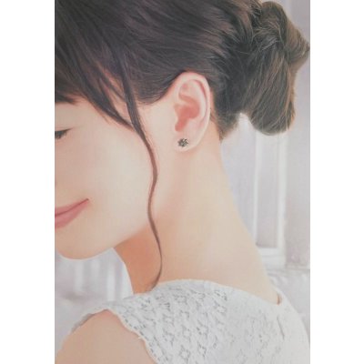 画像6: K18WG フラワーダイヤモンドピアス01