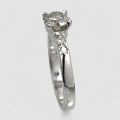 画像2: 【オーダー制作例】お母様のダイヤで制作したエンゲージリング