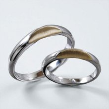 他の写真1: 【オーダー制作例】Pt900/K18コンビ フラワーモチーフのエンゲージリング