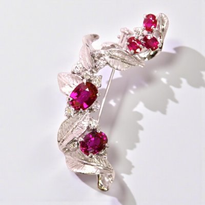 画像2: 【オーダー例】ルビーのリング3本をエレガントなブローチへ