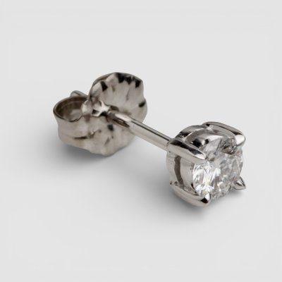 画像4: 【リフォーム例】立爪婚約指輪を普段使いの片耳ピアスへ