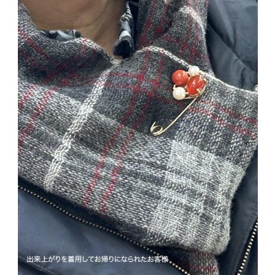 画像12: 【オーダー制作例】思い出の品をまとめてK18安全ピン型ブローチへ