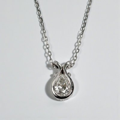 画像1: プラチナ・ダイアモンドペンダント・ネックレス