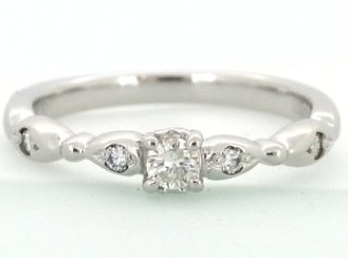 Pt900 マーキスルビー＆ダイヤ リング - ベル宝飾オンラインショップ