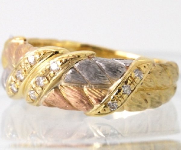 画像5: K18、Pt900スリーカラーダイヤ入りファッションリングクリーニング (5)