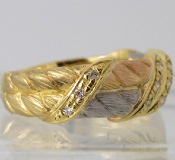 画像6: K18、Pt900スリーカラーダイヤ入りファッションリングクリーニング (6)