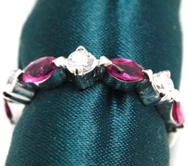 画像9: Pt900 マーキスルビー&ダイヤ リング (9)