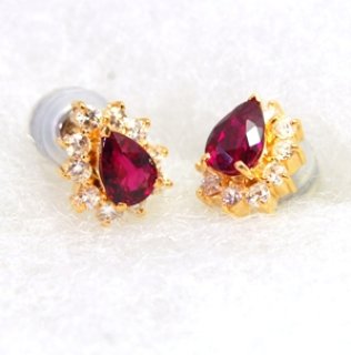 ヴィンテージ♦️ｋ１８♦️ルビー ダイヤ取り巻き リング＆ペンダントトップ セット ヴィンテージ♦️k18♦️ルビー ダイヤ取り巻き リング＆ペンダント