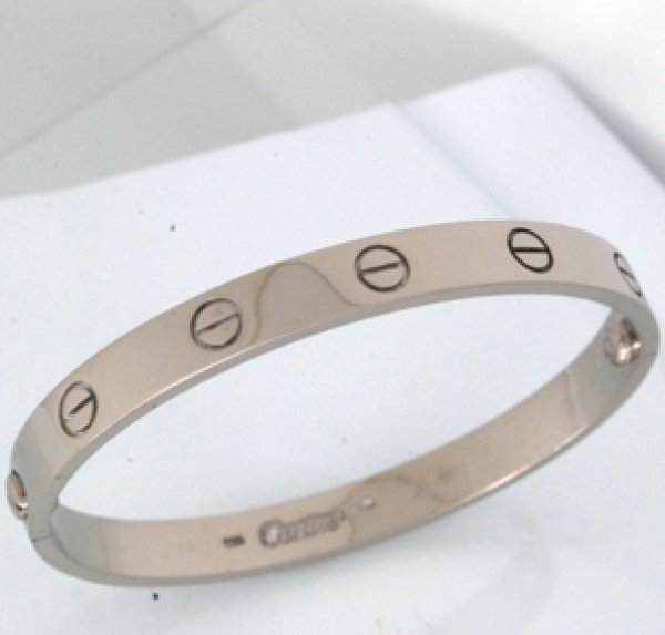画像4: 【Cartier】ホワイトゴールドラブブレスネジ1本加工、クリーニング新品仕上げ例 (4)