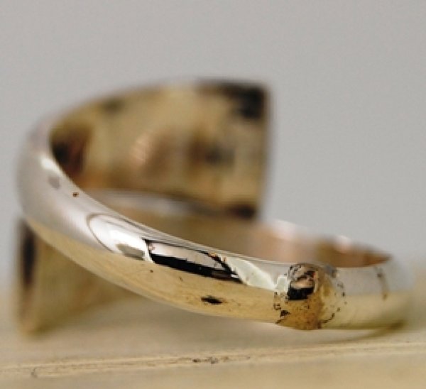 画像4: シルバー925、ターコイズ、白蝶貝等入りのフリーサイズリングの修理 (4)