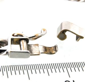 画像1: ☆750WG（ホワイトゴールド）ダブル喜平ネックレスの中折れ式クラスプ修理☆ (1)