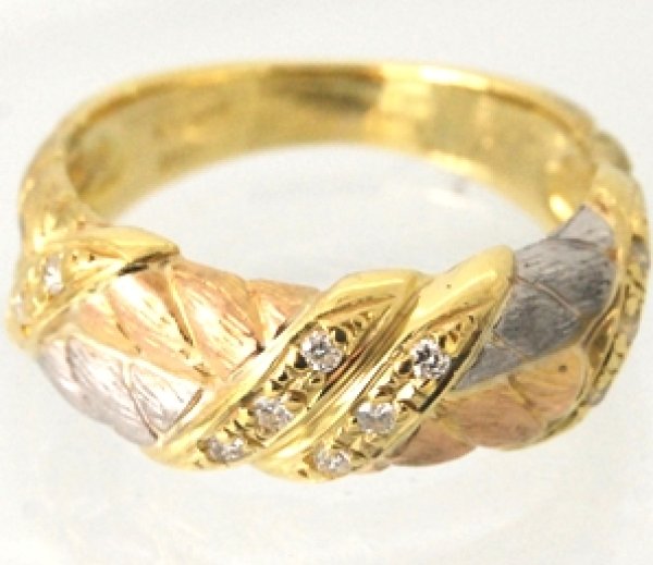 画像8: K18、Pt900スリーカラーダイヤ入りファッションリングクリーニング (8)