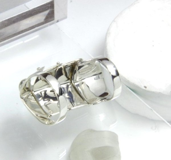 画像2: ★ヴィヴィアン ウェストウッド アーマーリング修理例★ (2)