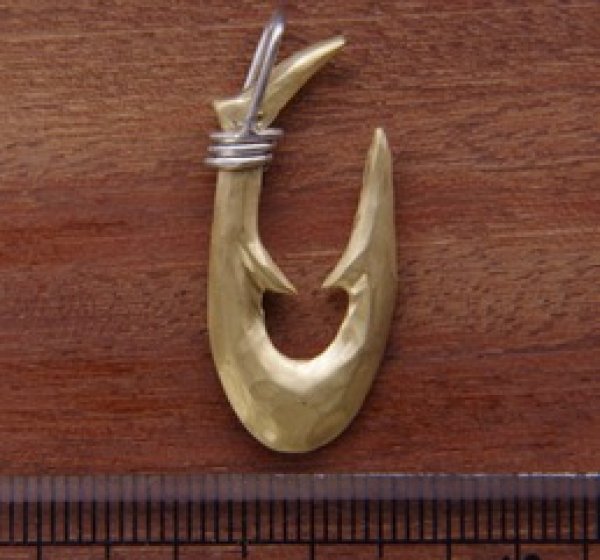 画像13: Pt900/K18 縄文釣り針 大 ペンダント (13)