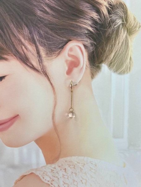 画像4: K18ブリオレットカット水晶ピアス (4)