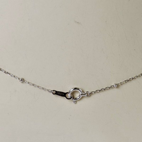 画像5: K18WG フラワーダイヤモンドペンダントネックレス01 (5)