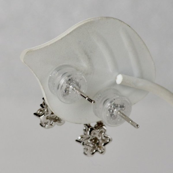 画像4: K18WG フラワーダイヤモンドピアス02 (4)