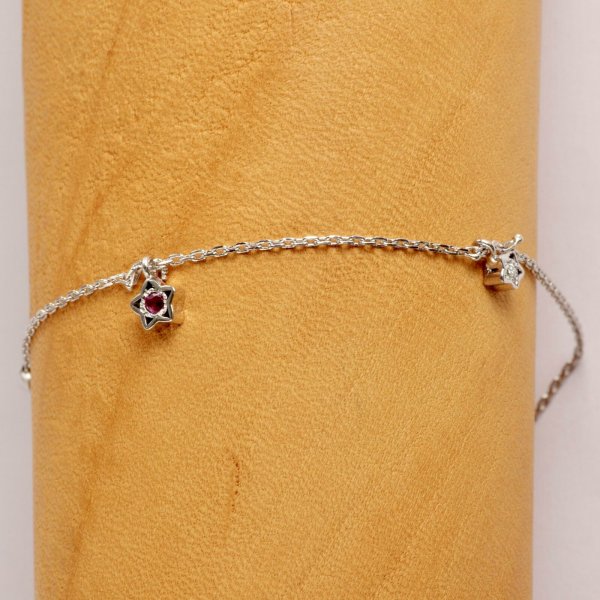 画像4: Ptルビー・ダイヤモンド 星形チャーム付きチェーンブレスレット (4)