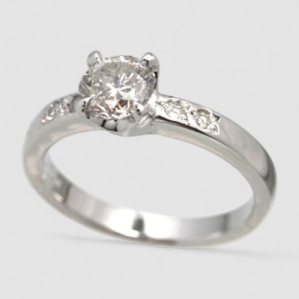 画像1: 【オーダー制作例】お母様のダイヤで制作したエンゲージリング (1)