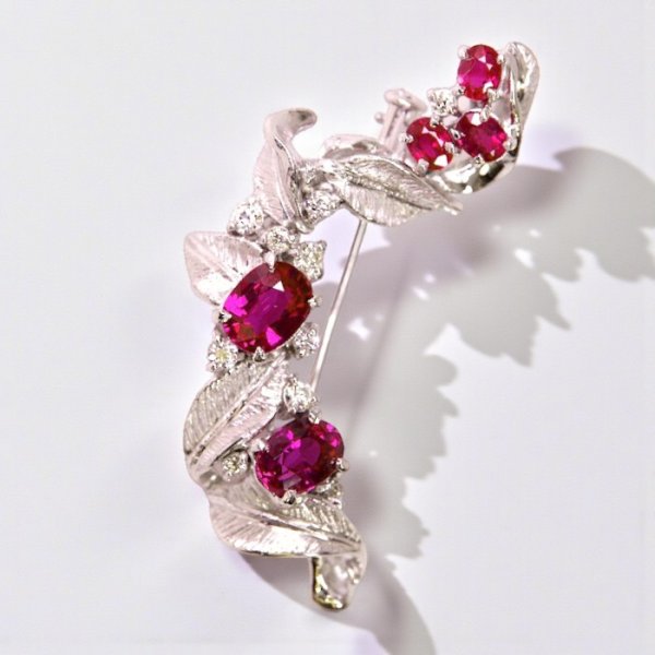 画像2: 【オーダー例】ルビーのリング3本をエレガントなブローチへ (2)