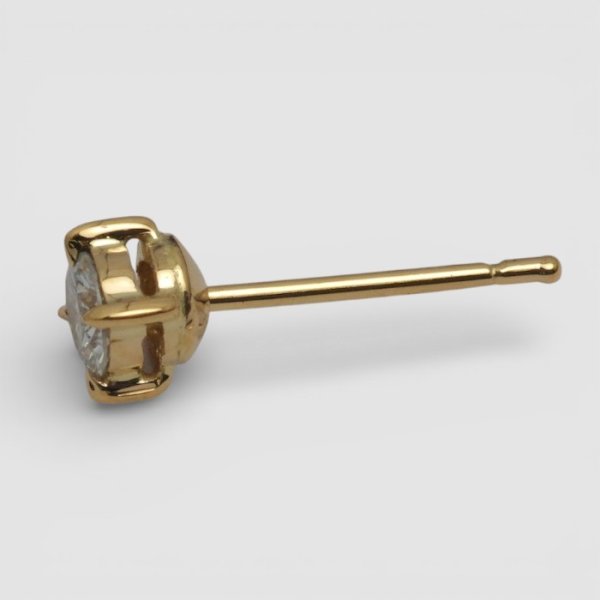 画像3: 【リフォーム例】メンズリングのダイヤでスタッドピアス制作 (3)