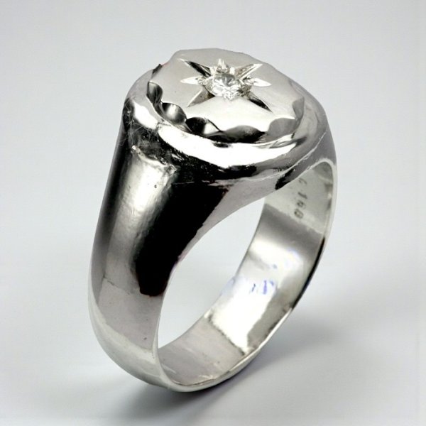 画像4: 【リフォーム例】Pt900印台リングをサイズ直し＆0.16ctダイヤ留め (4)